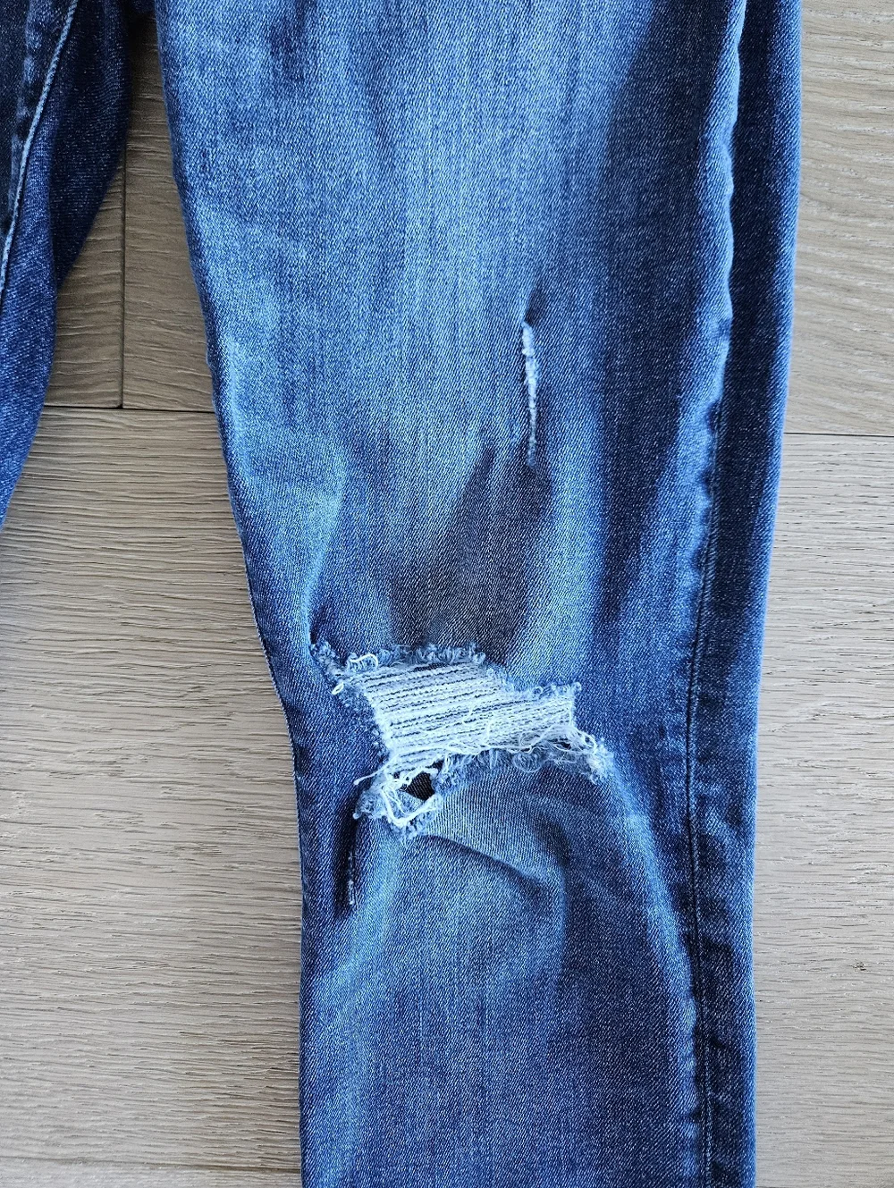 Lucky Brand Midrise Ava Skinny jeans - 2/26A